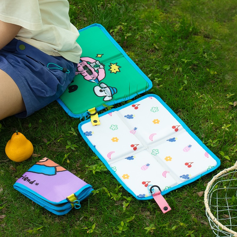 Outdoor Camping Mats Large - 防水ナイロン製ジュースドッグピクニックマット、大型折りたたみ式携帯クッション、屋外キャンプ、ハイキング、子供用ビーチシートパッド