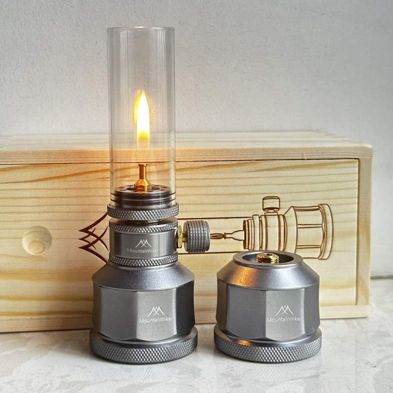 Outdoor Camping Outlet - キャンプ用ガスランプ ポータブル 小型 吊り下げ式 ガラスガスランタン ミニ