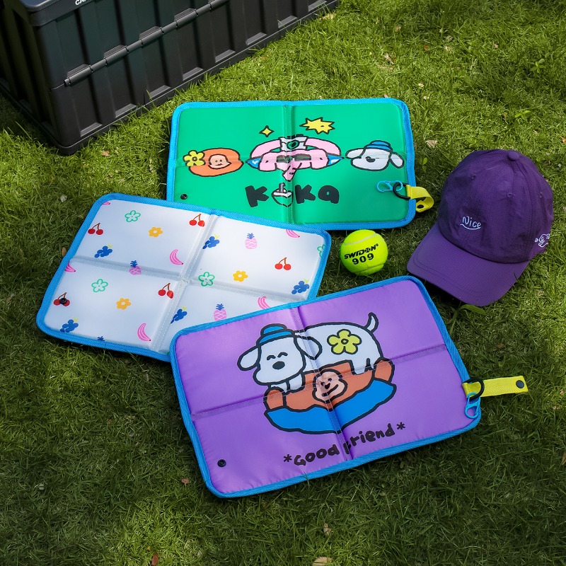 防水ナイロン製ジュースドッグピクニックマット、大型折りたたみ - Outdoor Camping Mats Large のレビューと価格